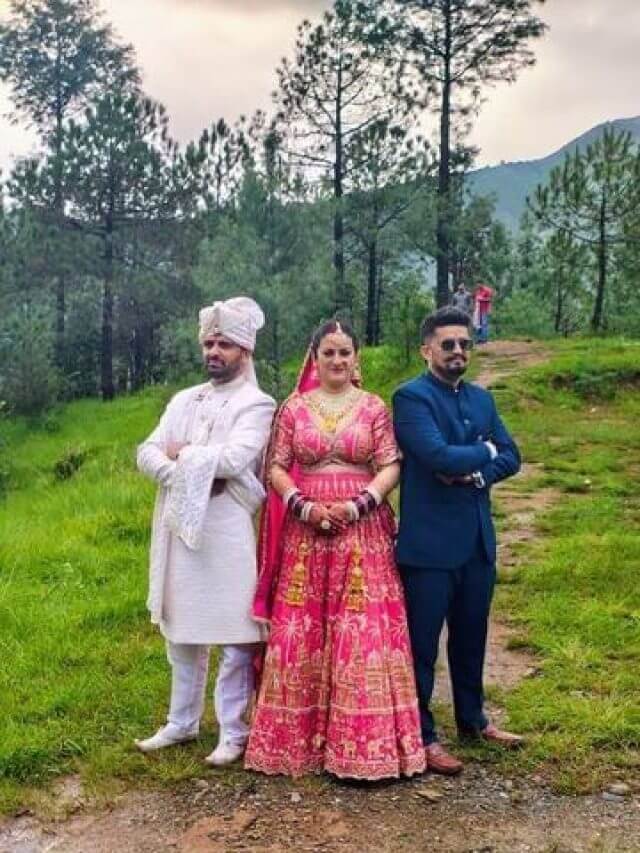 शादी एक पवित्र रिश्ता है लेकिन क्या आपने कभी 1 दुल्हन के साथ 2 दूल्हों को एक ही मंडप में फेरे लेते देखा है