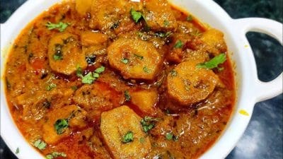 सिर्फ टेस्ट में ही नहीं, शरीर के लिए भी बेस्ट है केले की सब्जी