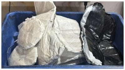 सूरत एयरपोर्ट पर से 20 करोड़ रुपये का सोना बरामद, पकड़े गए दो तस्कर