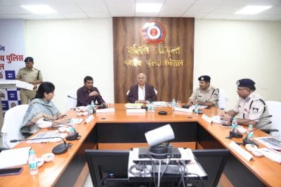 भोपाल जिले में पिछले 05 साल में हुई ज़्यादातर सड़क दुर्घटनाओं की वजह बनी नियमों का पालन न करना, सुप्रीम कोर्ट की सड़क सुरक्षा समिति ने दिए अधिकारियों को निर्देश