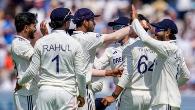 टीम इंडिया की बढ़ी मुश्किलें, स्टार खिलाड़ी को लगी गंभीर चोट