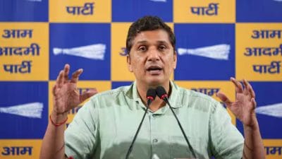 बांग्ला भाषा को विदेशी कहना शर्मनाक, सौरभ भारद्वाज ने की सख्त कार्रवाई की मांग