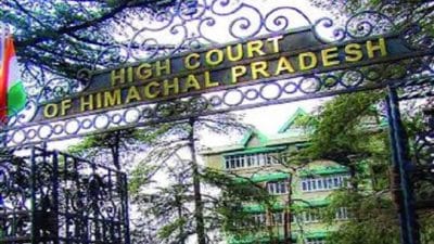 हिमाचल हाईकोर्ट सख्त, आदेशों की अवहेलना पर नायब तहसीलदार की गाड़ी जब्त