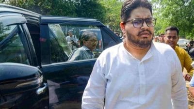 रातों-रात गाजीपुर से कासगंज जेल शिफ्ट किए गए मुख्तार अंसारी के बेटे उमर अंसारी, जानिए क्या है इसकी वजह