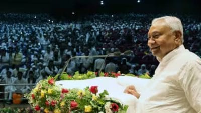 ‘अल्पसंख्यक संवाद कार्यक्रम’ में बवाल, मुस्लिम समुदाय बोला- नीतीश कुमार ने टोपी पहनने से किया इनकार