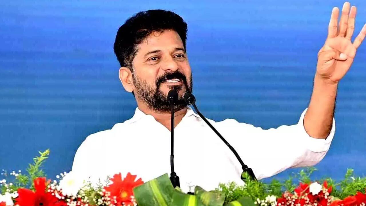 Revanth Reddy रेवंत रेड्डी की मुश्किलें बढ़ीं, BJP ने सीएम के खिलाफ मुख्य चुनाव अधिकारी से दर्ज कराई शिकायत