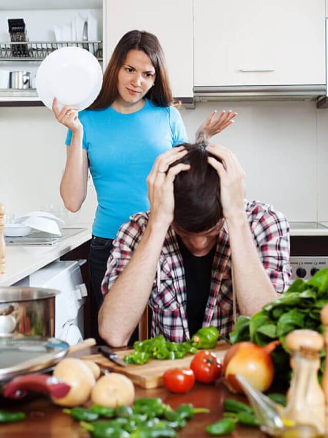 Red Flag In Relationship: रिलेशनशिप में रेड फ्लैग तो नहीं बन रहे आप ऐसे बनें एक समझदार और बेहतर पार्टनर