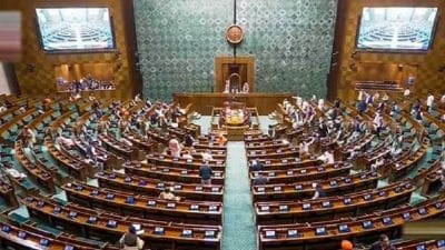 विपक्ष करता रहा हंगामा, संसद के दोनों सदनों ने 6 विधेयकों को दी मंजूरी; डिटेल में जानें