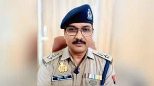 संभल में जुमे की नमाज के दौरान सुरक्षा के कड़े इंतजाम, पुलिस ने निकाला पैदल मार्च
