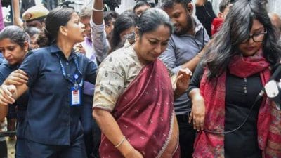 Delhi News: यमुना के तांडव पर दिल्ली में अलर्ट, CM रेखा गुप्ता ने गीता कॉलोनी में लिया मुआयना, राहत तैयारियां तेज