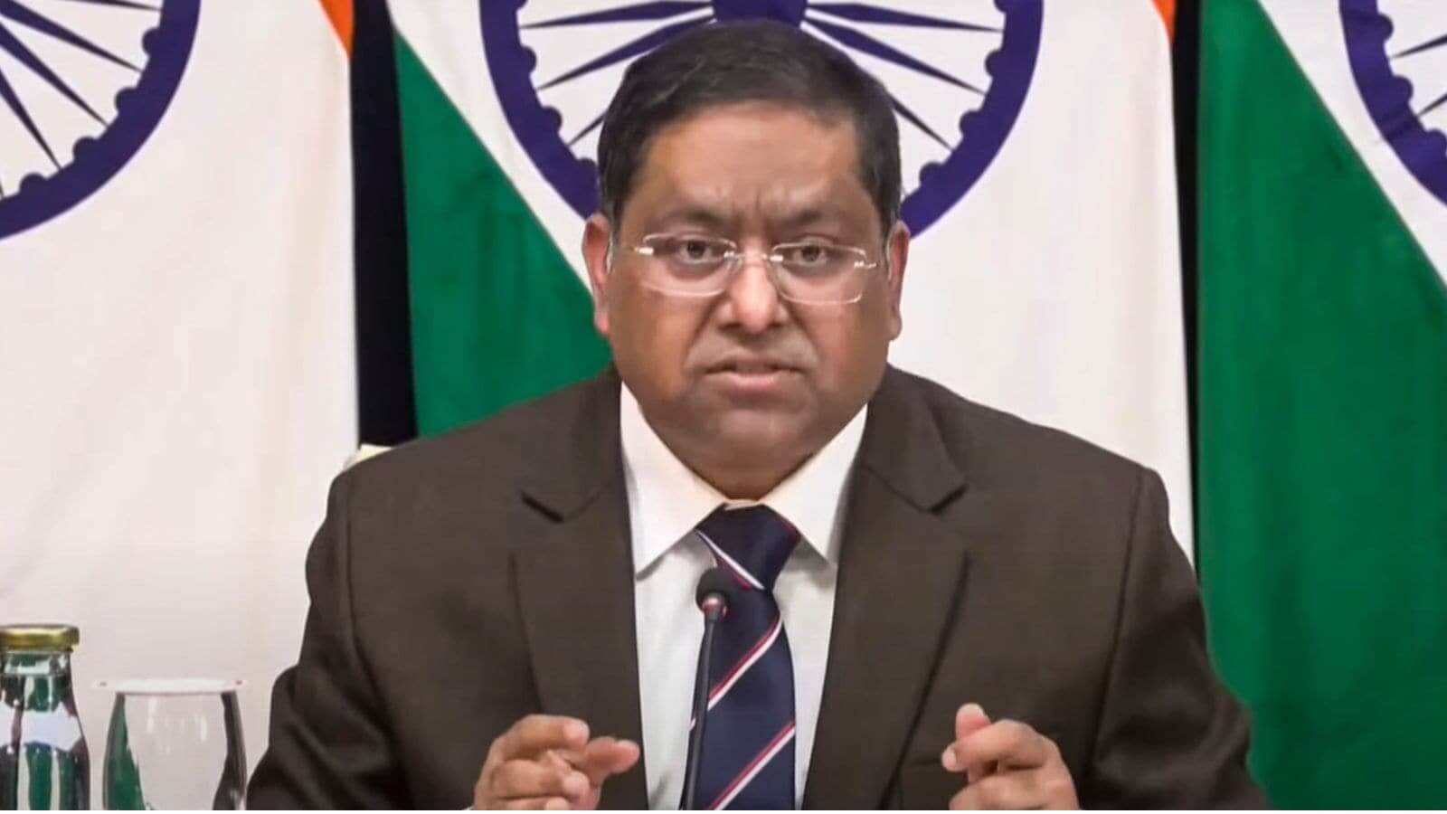 भारत ने नागरिकों को रूसी सेना में शामिल होने के प्रस्तावों से बचने की सलाह दी, 15 भारतीय यूक्रेन में फंसे