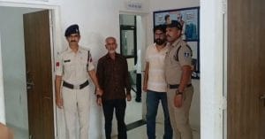 खाद घोटाले ने MP सरकार के दावों की खोली पोल, 3 हजार बोरी यूरिया गायब, 2 गिरफ्तार