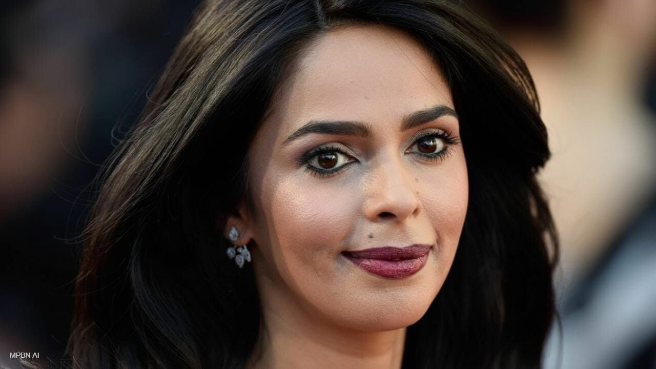 mallika sherawat मल्लिका शेरावत का जन्मदिन आज, जानें बोल्ड क्वीन का ग्लैमर और फिल्मी सफर