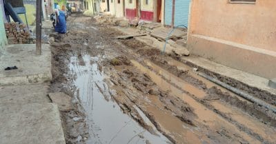 उमरिया के वार्ड 10 और 11 की बदहाल सड़कें, दिवाली से पहले कीचड़ में डूबी उम्मीदें!