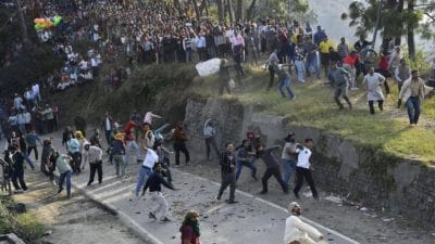 धामी में दिवाली के दूसरे दिन खेली गई ‘पत्थर का खेल’ की अनोखी परंपरा, खून से हुआ मां भद्रकाली का तिलक