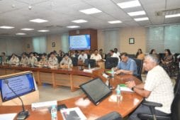 महिला एवं बच्चों से संबंधित अपराध रोकने पुलिस की अहम बैठक, पूरे प्रदेश से NGO के सदस्य, महिला थाना प्रभारी रहे मौजूद