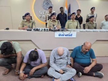 जस्ट डायल के माध्यम से करोड़ों की ठगी करने वाले अंतरराज्यीय गिरोह का भंडाफोड़, देवास पुलिस ने पकड़े शातिर ठग