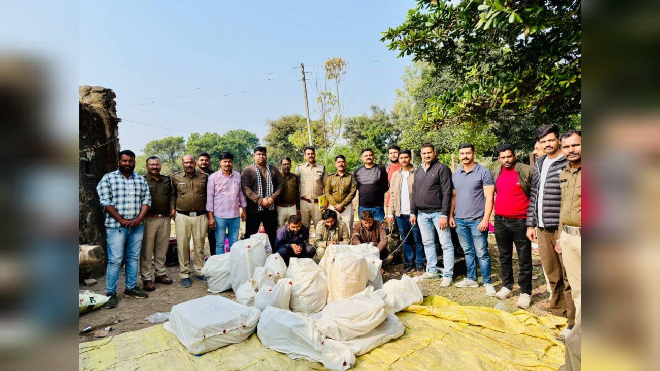 खेत में चल रही MD ड्रग्स फैक्ट्री का भंडाफोड़, 3 आरोपी गिरफ्तार, 30 करोड़ कीमत का 12 किलो से ज्यादा माल जब्त