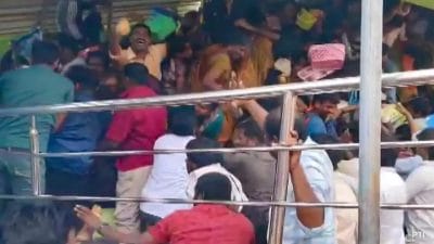 बहुत बड़ी संख्या में श्रद्धालु पहुंच गए, नियंत्रित नहीं किया जा सका; भगदड़ के बाद मंदिर के संस्थापक