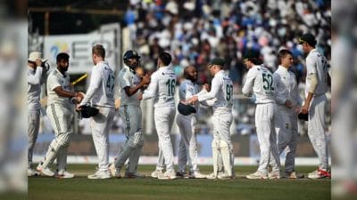 कोलकाता टेस्ट में टीम इंडिया की शर्मनाक हार, बल्लेबाज हुए फेल, साउथ अफ्रीका की सीरीज में 1-0 की बढ़त