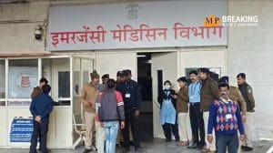 रायसेन दुष्कर्म के दोषी को पकड़ कर भोपाल के युवकों ने किया पुलिस के हवाले, छूट के भागने की कोशिश पर किया शॉर्ट एनकाउंटर