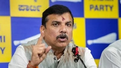 यूपी में AAP की ‘रोजगार दो, सामाजिक न्याय दो’ पदयात्रा! सांसद संजय सिंह करेंगे नेतृत्व, योगी सरकार पर लगाए ये आरोप