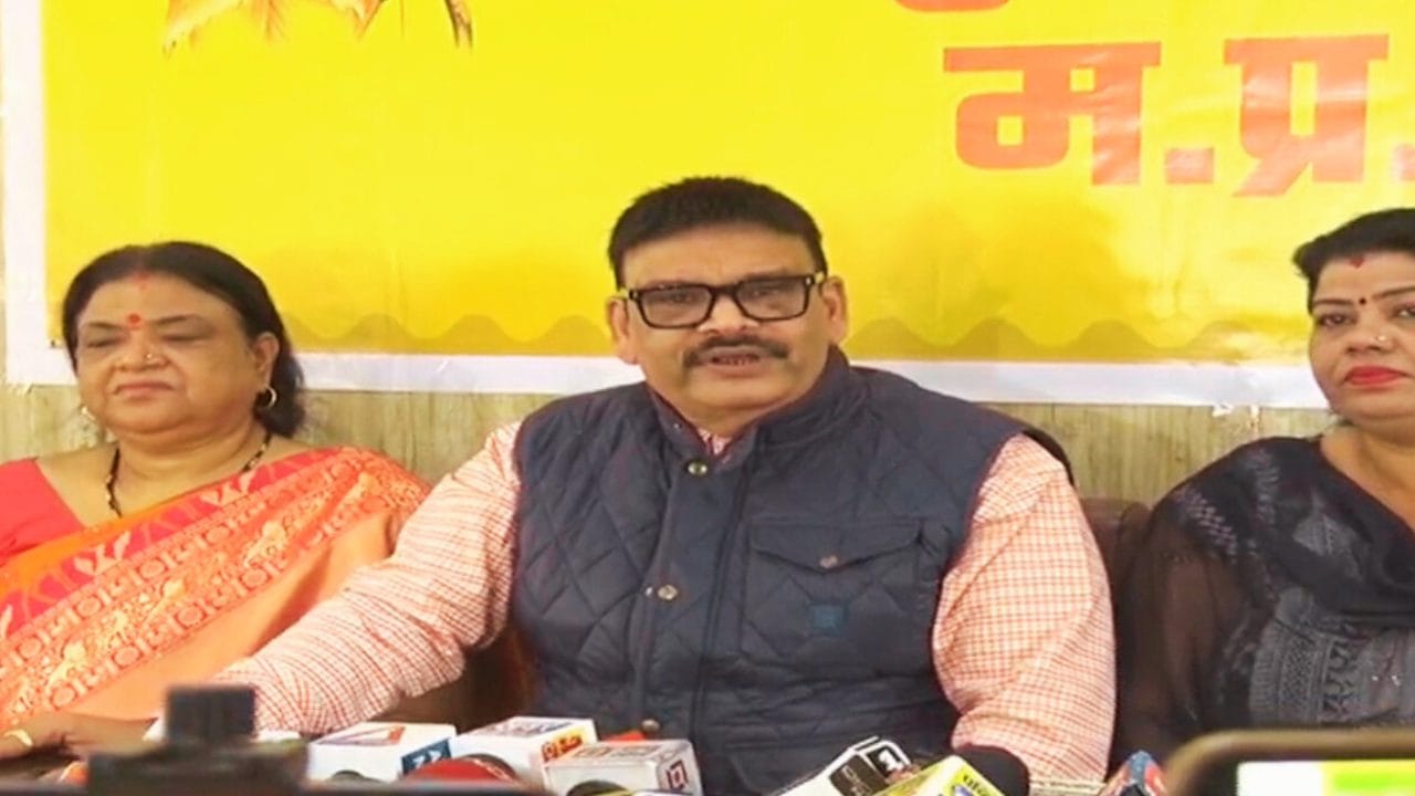 आईएएस संतोष वर्मा के खिलाफ एकजुट हुआ मध्यप्रदेश का ब्राह्मण समाज, 12 दिसंबर से तीन दिवसीय आंदोलन की घोषणा, 14 दिसंबर को सीएम हाउस का घेराव करेंगे