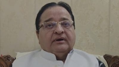 संचार साथी ऐप को लेकर बोले पूर्व सांसद “बेडरूम से बाथरूम तक हर चीज होगी स्क्रीन पर”, हम नहीं डालेंगे