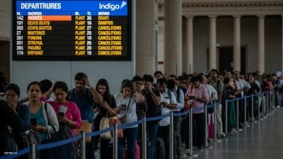 सुप्रीम कोर्ट ने इंडिगो संकट पर तुरंत सुनवाई से किया इनकार, बढ़ती ही जा रही यात्रियों की मुश्किलें