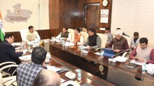 बॉन्ड वाले डॉक्टर्स को MP में ही देनी होगी सेवाएं, सीएम डॉ मोहन यादव बोले- भर्ती नियम बदलेगी सरकार, कैबिनेट में लायेंगे प्रस्ताव