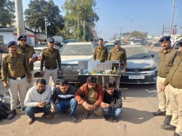 भोपाल पुलिस ने पकड़े चोर, मोबाईल टावर का करते थे समान चोरी, 50 लाख का सामान बरामद