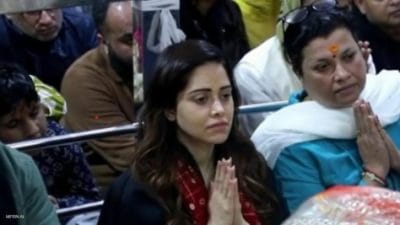 महाकाल की शरण में नुसरत भरूचा, भस्म आरती में शामिल होकर लिया बाबा का आशीर्वाद