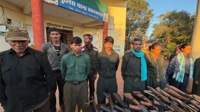 छत्तीसगढ़ में सुरक्षाबलों को मिली बड़ी सफलता, कुख्यात नक्सली कमांडर रामधेर मज्जी ने अपने साथियों के साथ किया सरेंडर