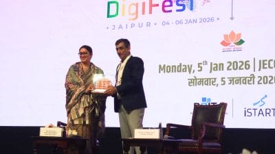 राजस्थान डिजिफेस्ट टाई ग्लोबल समिट-2026 में शामिल हुईं स्मृति ईरानी, बोलीं- हमें समानता को अलग दृष्टिकोण से देखना होगा